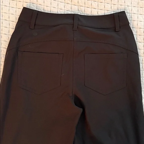 Lulu Lemon Pants - Picture 4 of 4